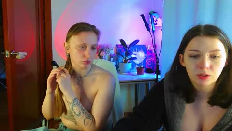 Snapshot of sirena_baby_x chatting on October 27, 9:13 am sirena_baby_x online show from October 27, 9:13 am