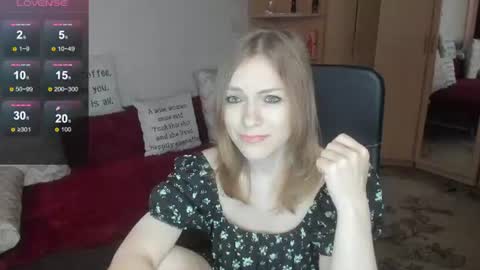 sirenasilk online show from June 19, 9:35 am