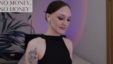 Goddess Sirena online show from May 26, 2:35 pm