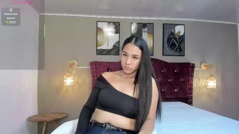 Sirenmoonn online show from January 10, 3:19 am