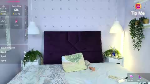 sirenyrouss online show from July 2, 3:23 am