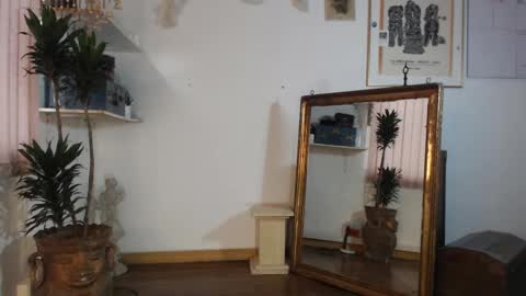 siriss_boyrag online show from October 2, 9:00 pm