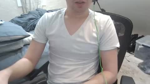 Snapshot of siriuscorvus chatting on February 16, 2:29 am siriuscorvus online show from February 16, 2:29 am