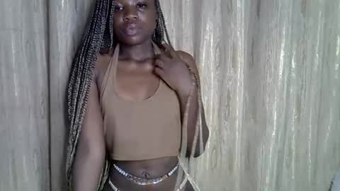 shannie online show from November 15, 2:31 am