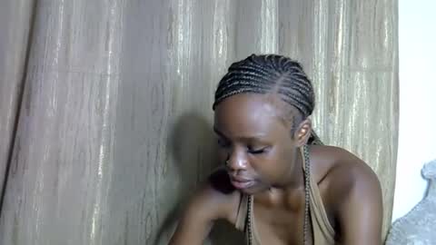 shannie online show from November 22, 3:11 pm