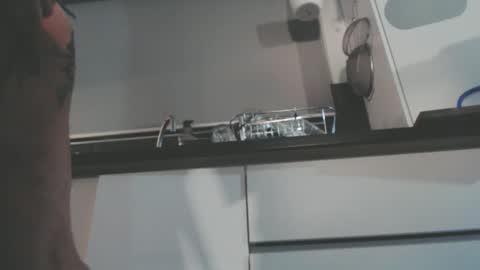 RESPONDS WELL TO ... online show from October 21, 11:55 am