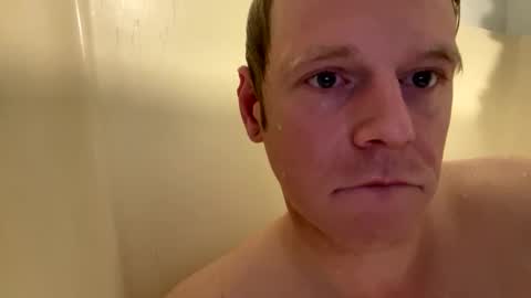 sissybtchboi online show from April 24, 8:44 pm