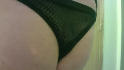 sissycrissy4545 online show from March 20, 7:41 pm