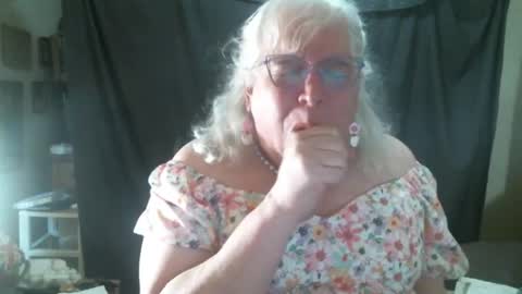 Sissy Diane online show from November 9, 1:42 pm