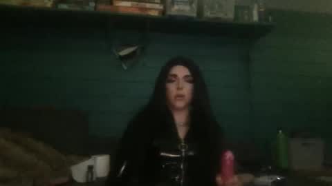 Snapshot of sissygirlcallie1 chatting on February 8, 9:25 pm Sissygirlcallie online show from February 8, 9:25 pm