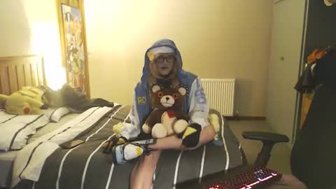Snapshot of sissygothx chatting on December 15, 1:21 am SissyGothx online show from December 15, 1:21 am