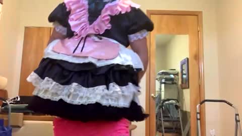 sissymaid_katielynne online show from September 11, 3:34 pm