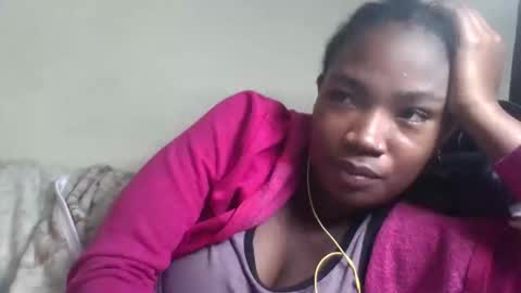 Snapshot of sisyh697532 chatting on June 3, 2:33 pm sisyh697532 online show from June 3, 2:33 pm