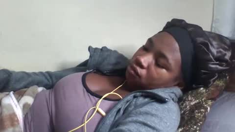 Snapshot of sisyh697532 chatting on June 4, 6:58 pm sisyh697532 online show from June 4, 6:58 pm