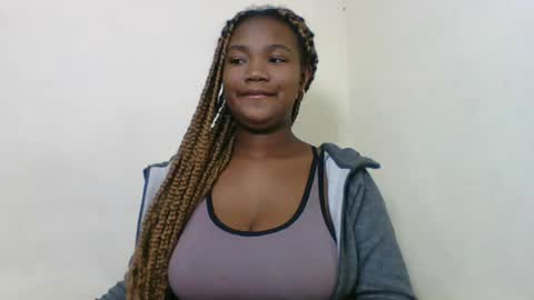 Snapshot of sisyh697532 chatting on June 14, 2:30 pm sisyh697532 online show from June 14, 2:30 pm