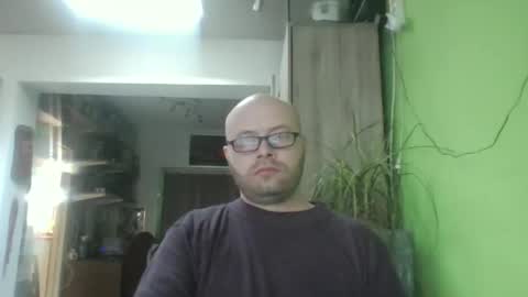 sixten113 online show from March 23, 7:12 am