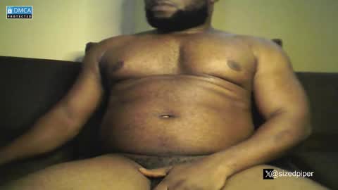Snapshot of sizedpiper chatting on December 11, 1:49 pm Pvt is open. Drop thumbs up in satisfaction online show from December 11, 1:49 pm