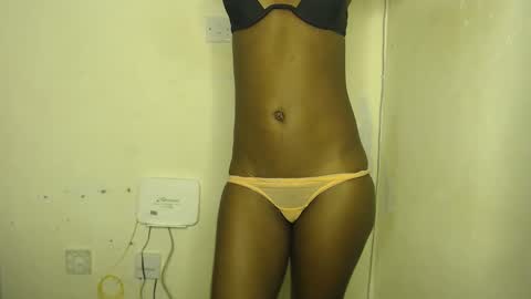 Snapshot of sizzly_ass chatting on March 11, 12:33 pm sizzly_ass online show from March 11, 12:33 pm