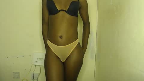 Snapshot of sizzly_ass chatting on March 23, 11:20 pm sizzly_ass online show from March 23, 11:20 pm