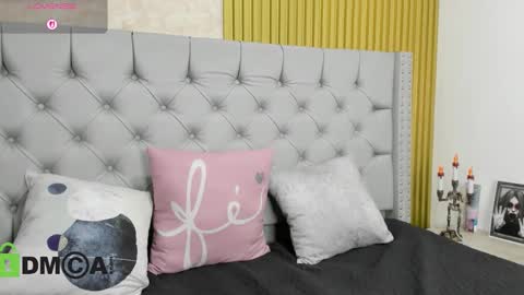 Skarlet online show from October 2, 4:03 pm