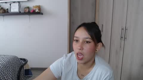 Alice online show from December 6, 6:39 pm