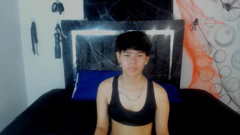 Snapshot of skarleth_and_lina chatting on November 2, 12:29 pm Skarleth and Lina online show from November 2, 12:29 pm