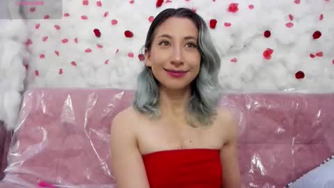 Snapshot of skarletjhonson_ chatting on October 5, 6:39 pm Skarlet online show from October 5, 6:39 pm
