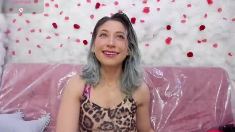 Snapshot of skarletjhonson_ chatting on October 8, 6:33 am Skarlet online show from October 8, 6:33 am