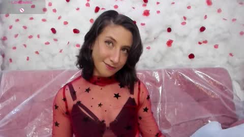 Snapshot of skarletjhonson_ chatting on November 11, 12:43 am Skarlet online show from November 11, 12:43 am