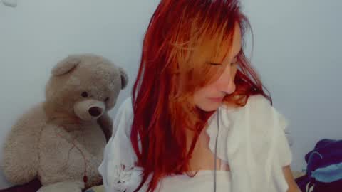 Snapshot of skarlett2072 chatting on December 28, 4:30 am Arlett online show from December 28, 4:30 am