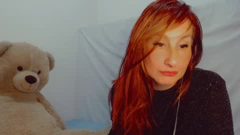 Snapshot of skarlett2072 chatting on January 21, 1:08 am Arlett online show from January 21, 1:08 am