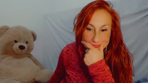 Snapshot of skarlett2072 chatting on February 5, 3:55 am Arlett online show from February 5, 3:55 am