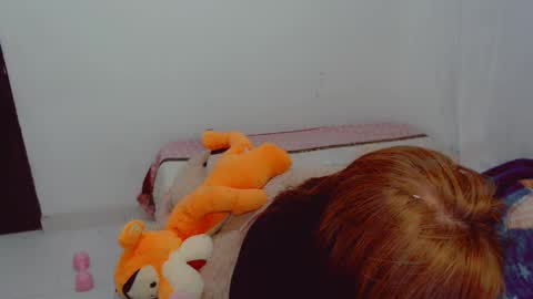 Snapshot of skarlett2072 chatting on October 6, 11:40 am Arlett online show from October 6, 11:40 am