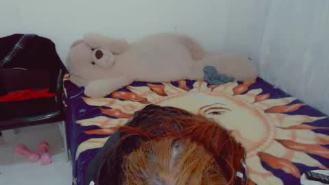 Snapshot of skarlett2072 chatting on October 18, 6:16 am Arlett online show from October 18, 6:16 am