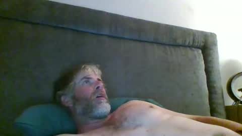 Snapshot of skataz89999 chatting on November 22, 11:53 am AJAY online show from November 22, 11:53 am