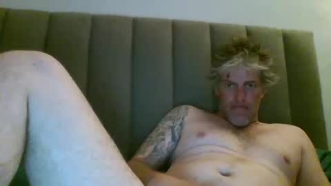 Snapshot of skataz89999 chatting on November 30, 1:04 pm AJAY online show from November 30, 1:04 pm