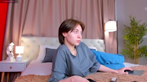 Emily online show from October 23, 1:38 am