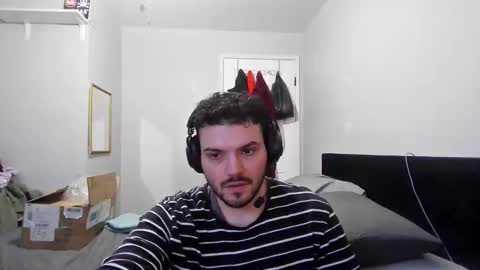 Snapshot of skettykitty chatting on March 28, 11:59 pm skettykitty online show from March 28, 11:59 pm