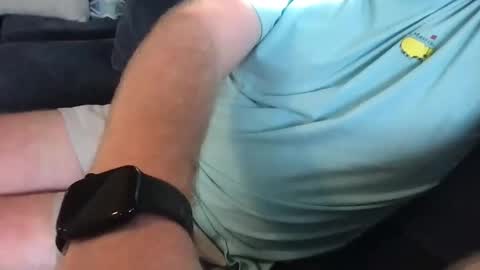 Snapshot of skilledstroker chatting on April 12, 10:37 pm skilledstroker online show from April 12, 10:37 pm