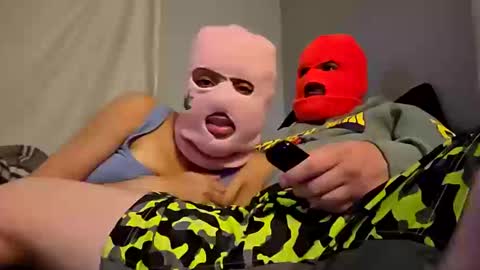 skimaskcouple89108 online show from October 14, 3:51 am