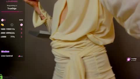 Alice GMT 2 Mon Tues Thur Fri Sun  0300am-0900am  online show from March 7, 1:13 am