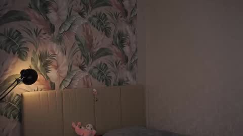 Emily online show from February 23, 9:59 pm