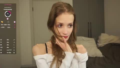 Emily online show from September 12, 4:29 pm