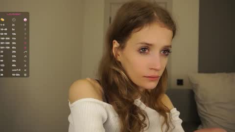 Emily online show from September 17, 5:03 pm