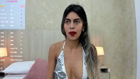 Noa online show from January 9, 11:25 am