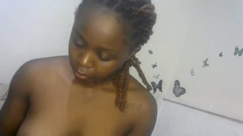 Munah online show from July 19, 2:21 pm
