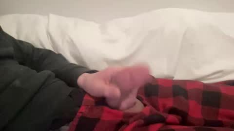 skinnyandweird online show from March 29, 2:50 pm