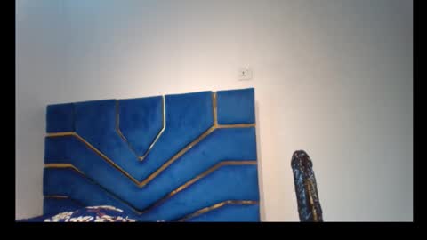 Snapshot of skinnyasssexyboobs chatting on November 28, 8:17 am skinnyasssexyboobs online show from November 28, 8:17 am