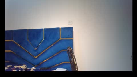 Snapshot of skinnyasssexyboobs chatting on December 5, 7:28 am skinnyasssexyboobs online show from December 5, 7:28 am