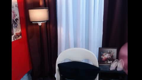 Snapshot of skinnyattractivecock chatting on June 15, 11:23 am skinnyattractivecock online show from June 15, 11:23 am
